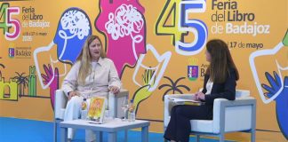 Luis Zueco en la 45 Feria del Libro de Badajoz